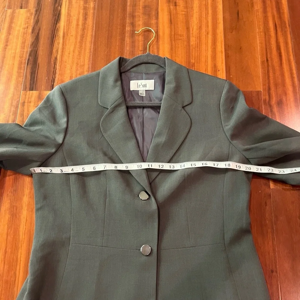 Le Suit Gray Jacket Blazer 2Button Notched Lapel Office Career Long Sleeve Sz 12